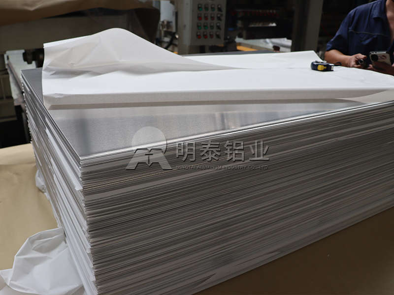 6061黄瓜视频成年：插片式散热器的理想选择，优势尽显无疑